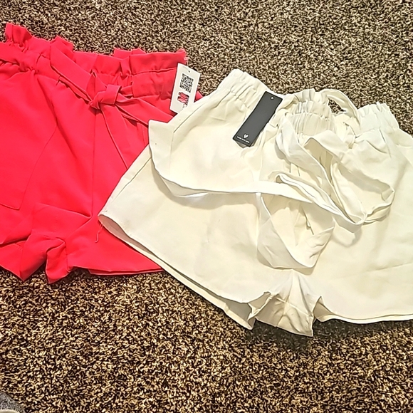 None Pants - LADIES LOT OD 2 PAIR OF VERY NICE SHORTS READY FOR SPRING